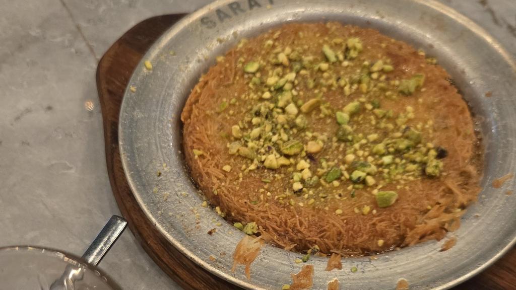 saray-restaurant-2