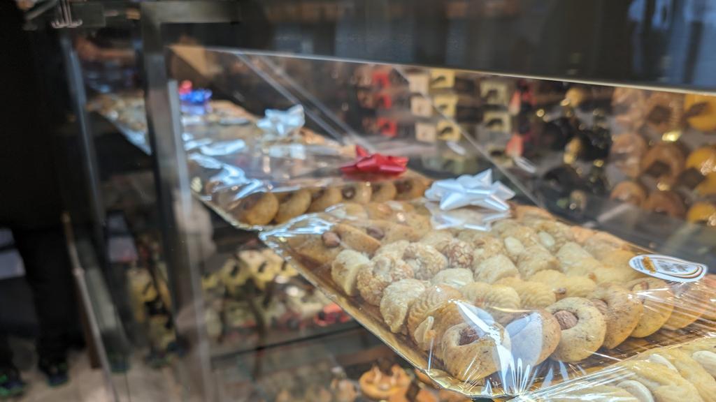 patisserie-delices-dauteuil-1