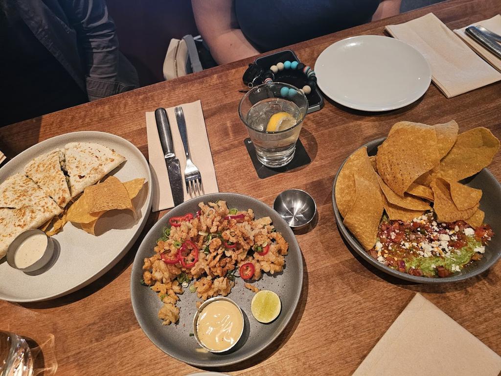 cactus-club-cafe-saskatoon-5