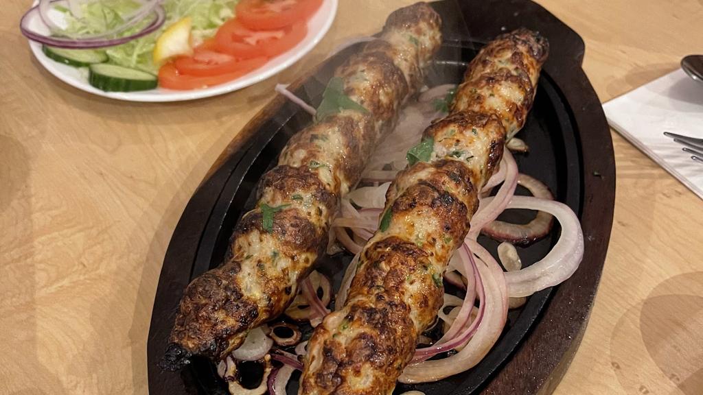 karahi-guys-restaurant-3