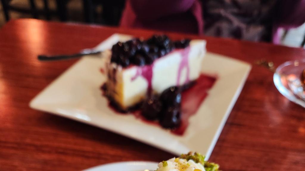 saffron-persian-kitchen-and-bar-2